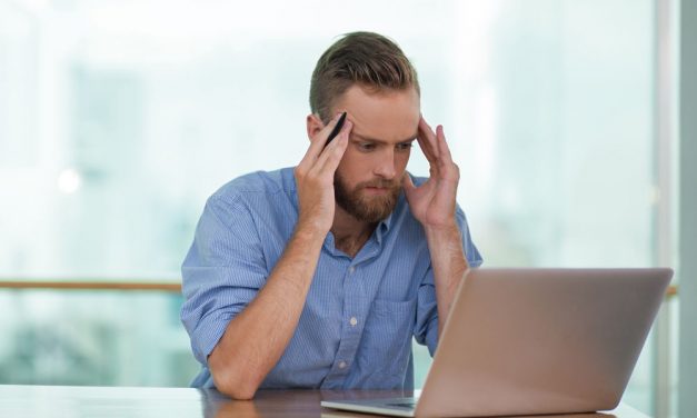 Estresse no trabalho: como lidar com a rotina de pressão e xingamentos?