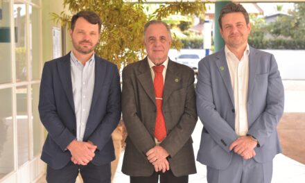 CRM-PR Itinerante em Cascavel: diálogo, modernização e homenagem marcam 4ª edição do evento